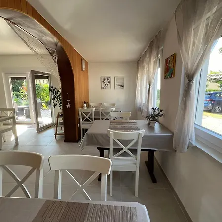 Stanger 2 Affittacamere 4*