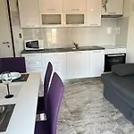 بيت ضيافة Stanger 2 4*